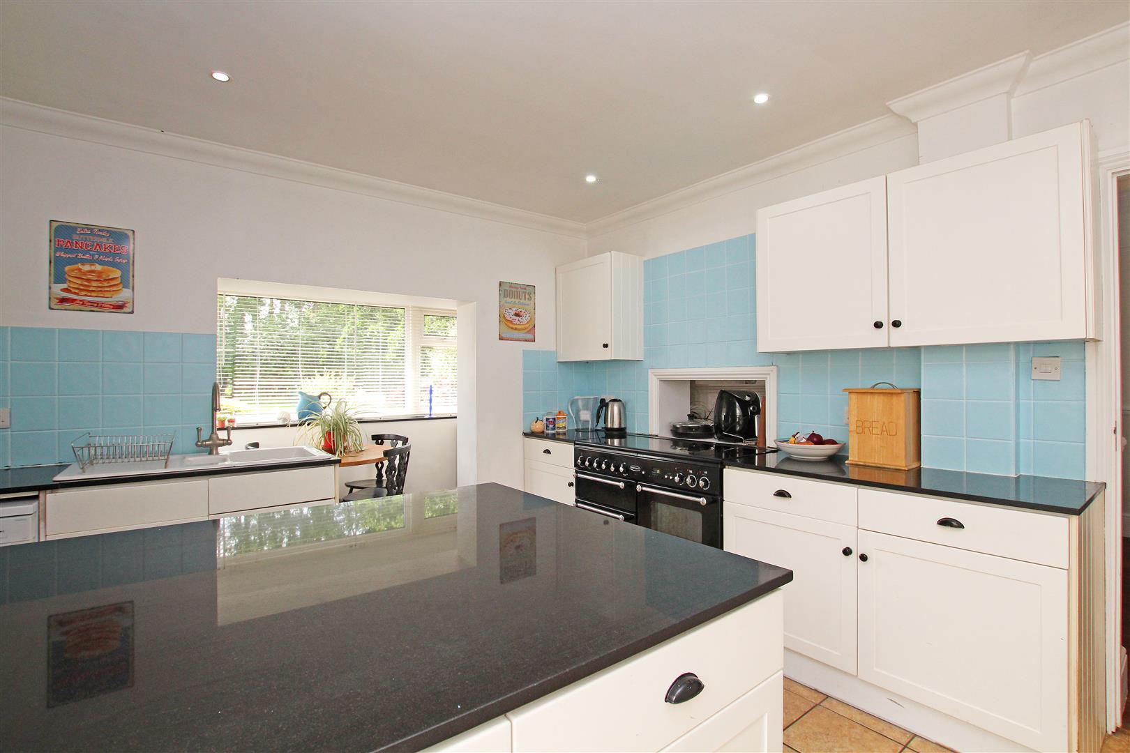 NH - Kitchen 2.jpg